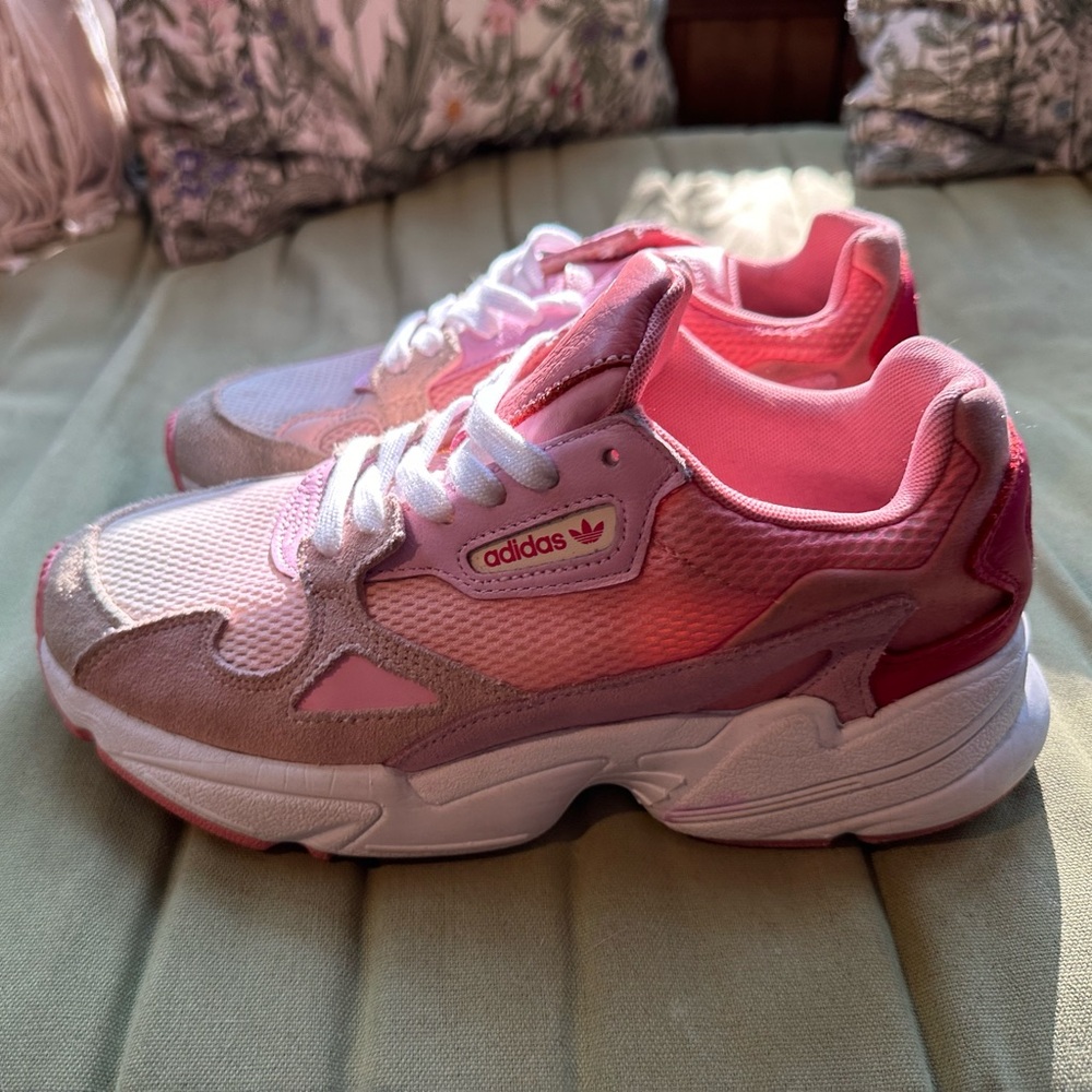 Adidas Falcon True Pink
